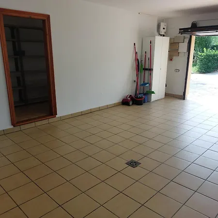 La Colomina فندق *